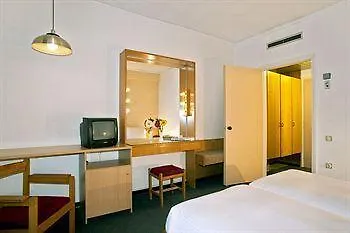 Otel Omalos